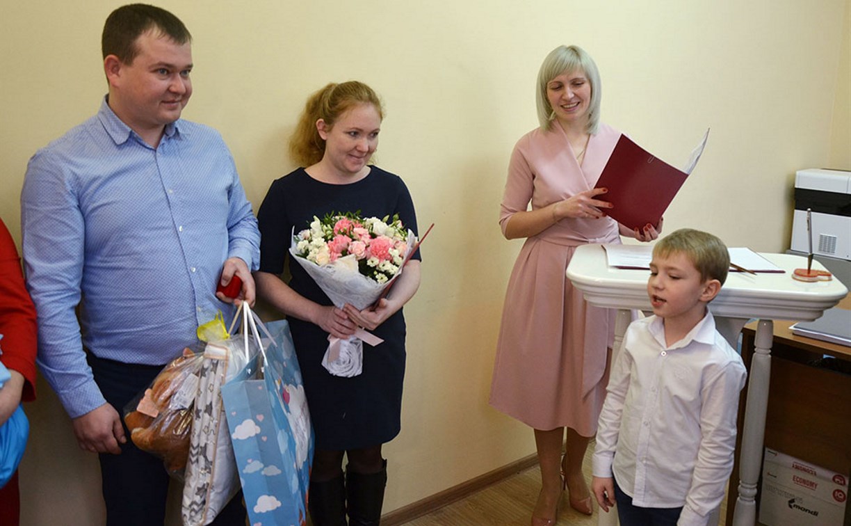 В щекинской больнице открылась комната для выписки новорожденных