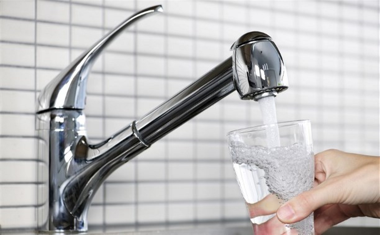 Предприятия водоснабжения просят увеличить тарифы на воду в два раза 