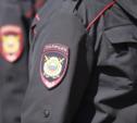 В Новомосковске мужчина прокусил палец полицейскому