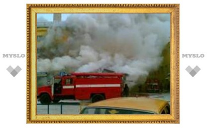 При тушении пожара в Подольске пострадали 7 пожарных