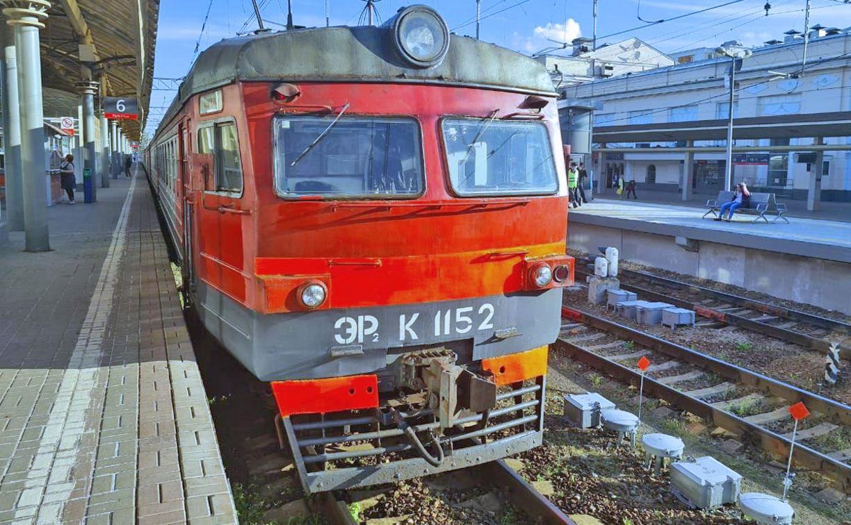 18-летний пассажир вскрыл кабину электрички «Москва-Тула»