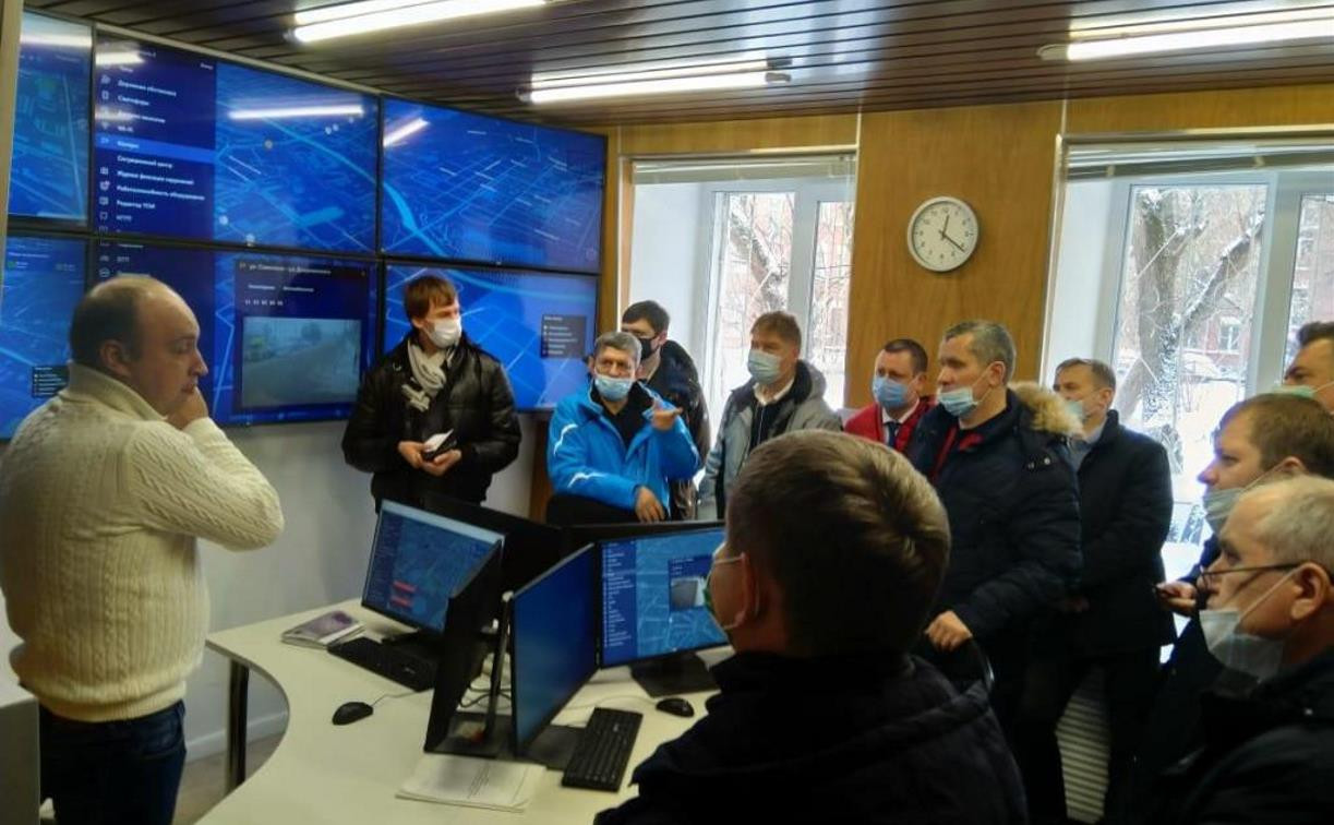 Представителям семи регионов России продемонстрировали интеллектуальную транспортную систему Тулы