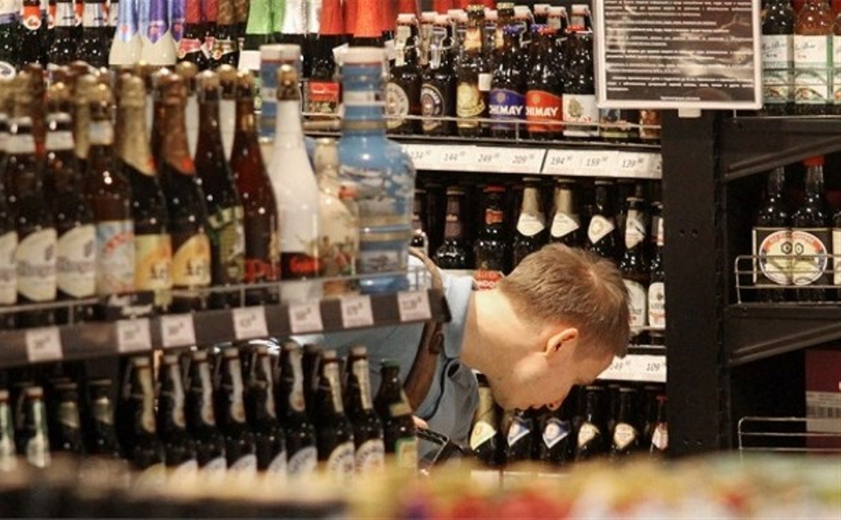 Минпромторг предложил наказывать подростков за покупку алкоголя