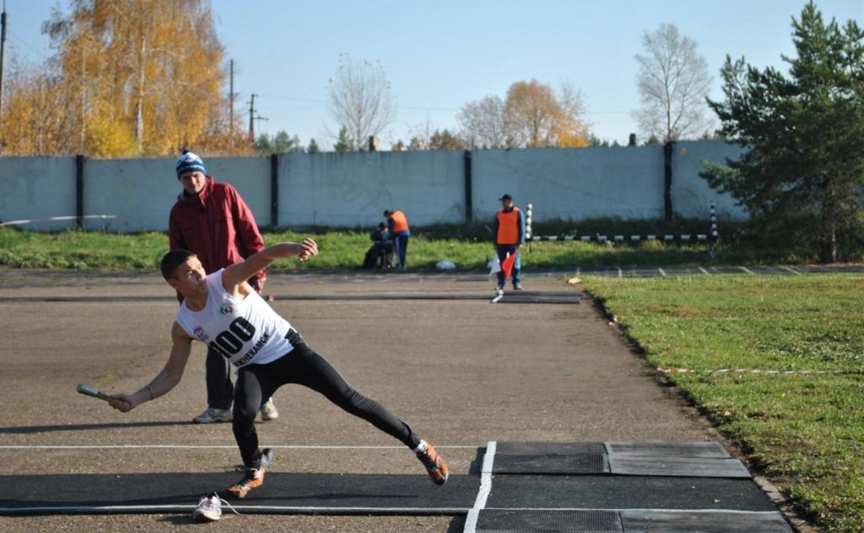 Школьник из Селиваново установил рекорд России по метанию снаряда