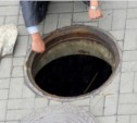 Жителей Щёкино поймали на воровстве крышек от канализационных люков