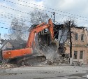 Как сносили развалившийся дом на ул. Октябрьской