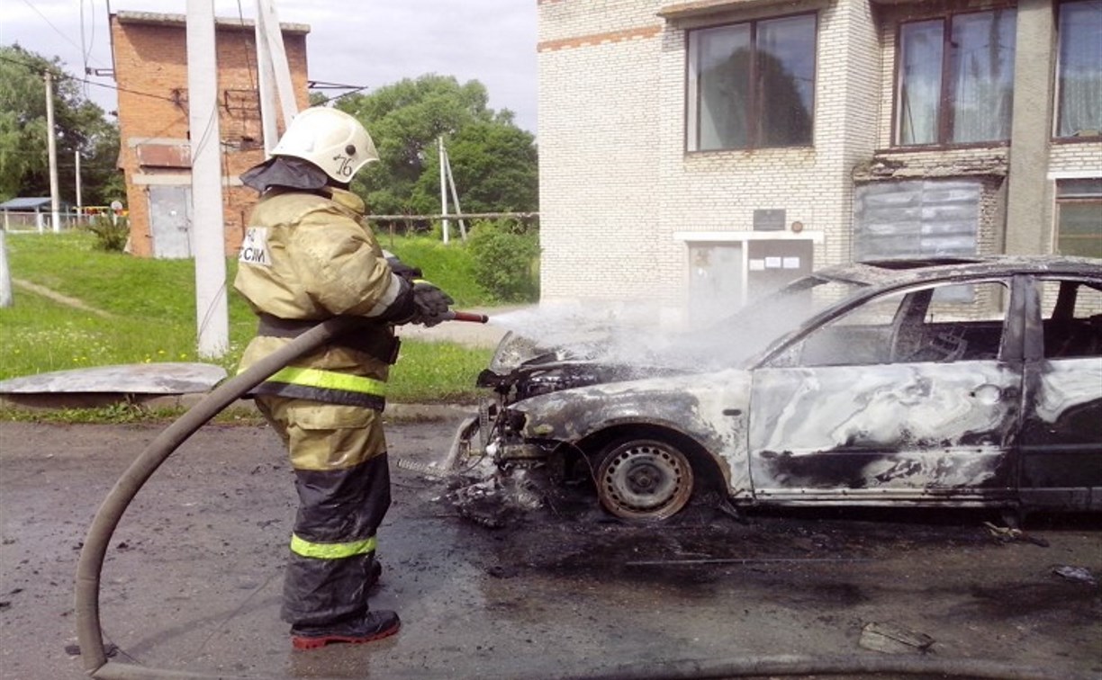 В Ясногорском районе сгорел «Фольксваген Пассат»