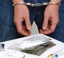 В Туле бывшего сотрудника УФСКН осудили за продажу наркотиков