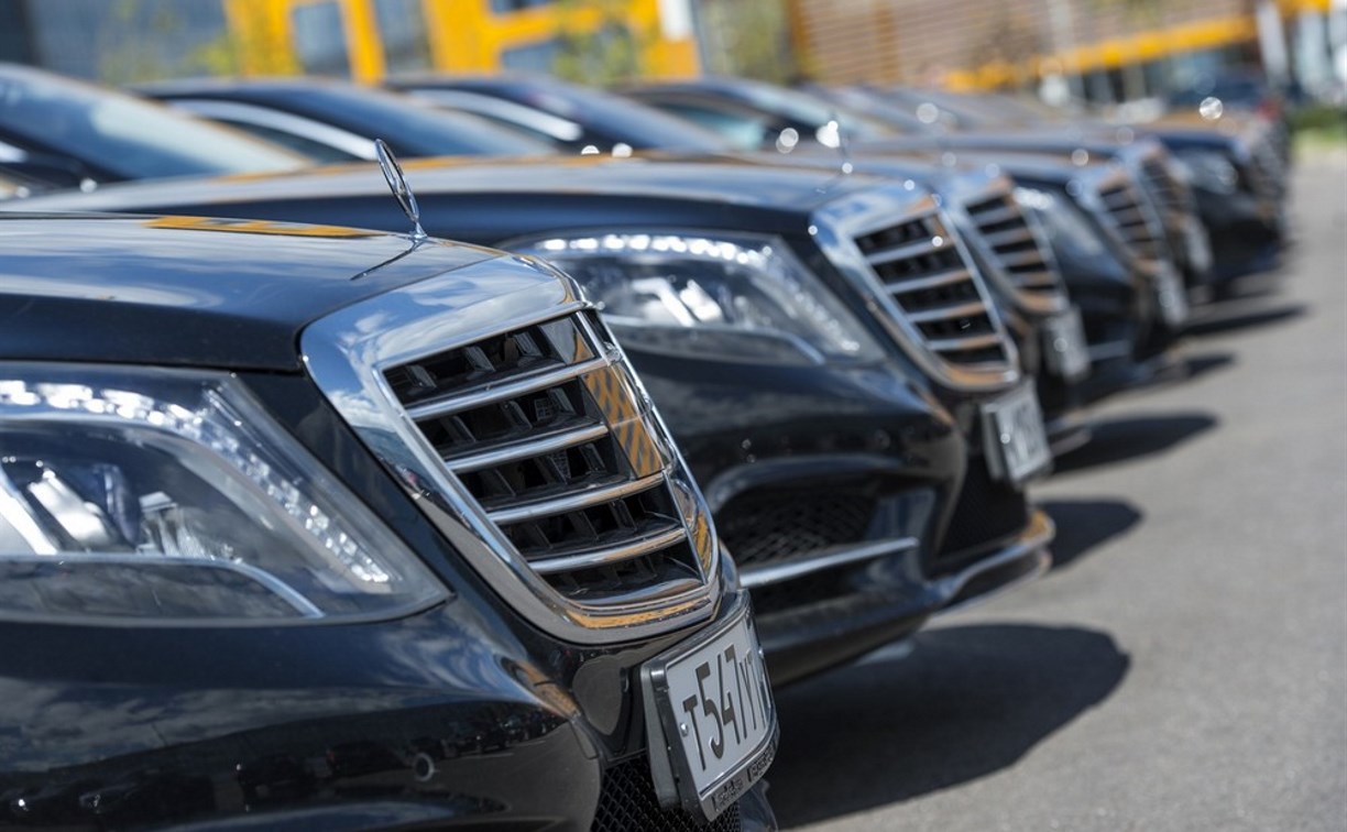 Минпромторг расширил список попадающих под «роскошный» налог автомобилей 