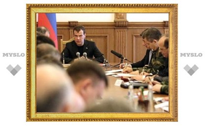 Медведев попросил СМИ аккуратней освещать теракты