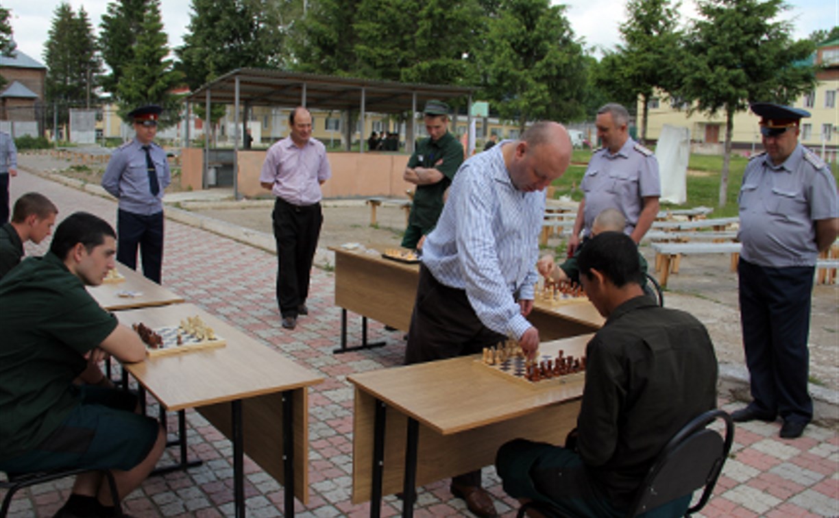 В Алексинской воспитательной колонии появилась шахматная секция
