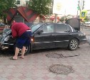 На улице Октябрьской две машины после ДТП вылетели на тротуар: пострадали четверо