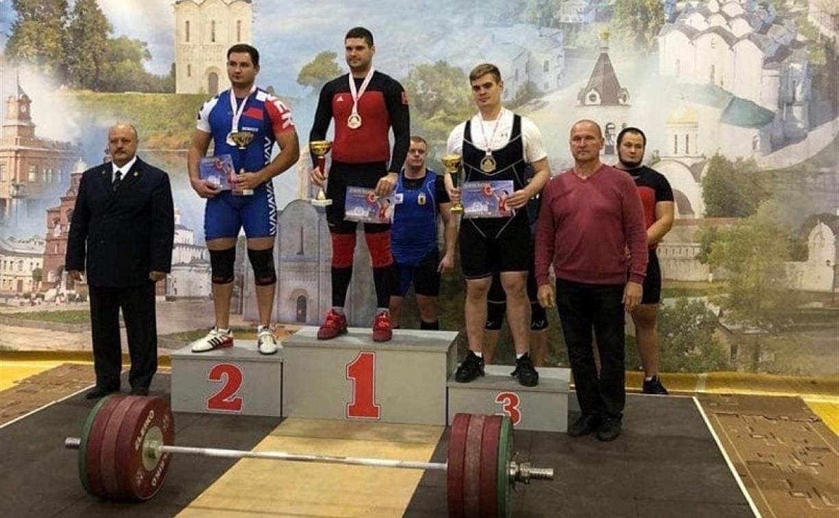 Туляк взял бронзу на Всероссийском турнире по тяжелой атлетике