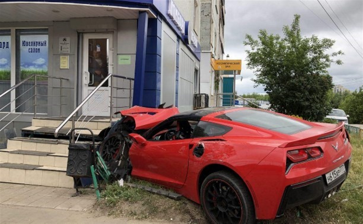 Автор самого громкого ДТП в Туле выставил на продажу битый Corvette