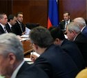Владимир Груздев обсудил с Дмитрием Медведевым антикризисный план