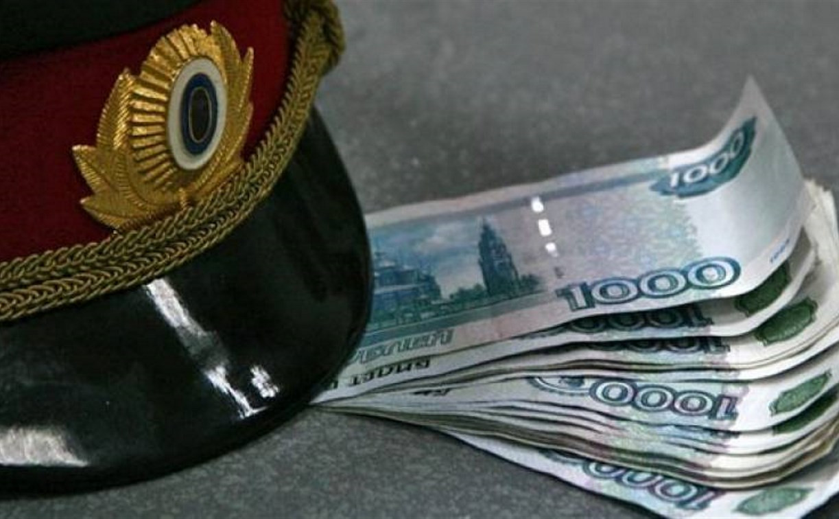 В Алексине гражданка Узбекистана пыталась подкупить полицейского