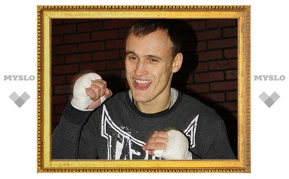 Российский боксер подписал контракт на чемпионский бой