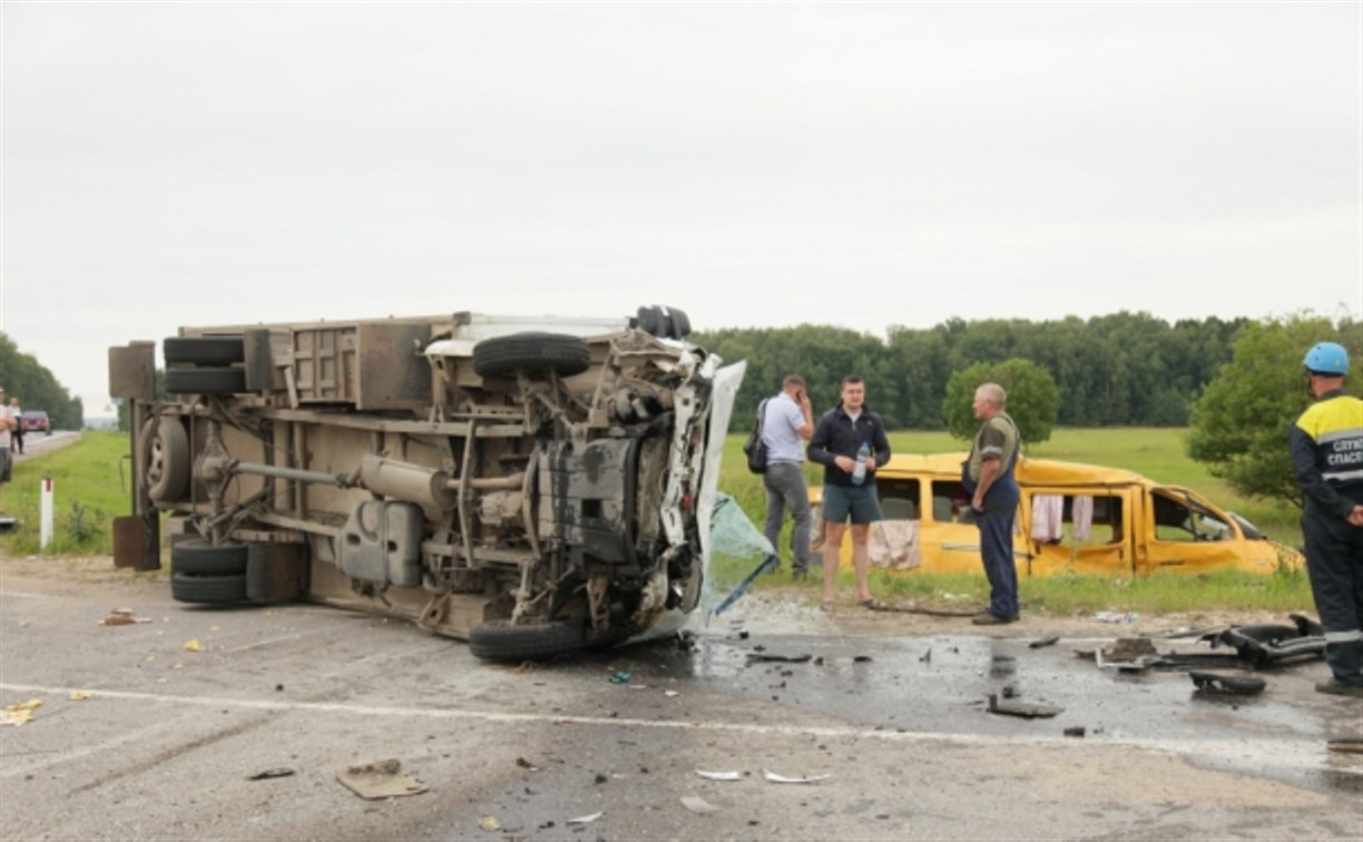 УМВД сообщает о погибших в аварии на трассе Тула-Калуга