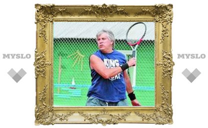 Ректор учил студентов большому теннису