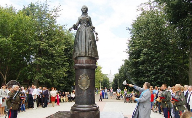 В Богородицке открыли памятник Екатерине Великой