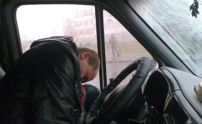 Уснувшего за рулем водителя автобуса осудили на полтора года