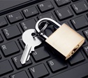 Специалисты советуют поменять пароли на всех популярных интернет-ресурсах