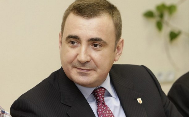 Туляки поздравили губернатора региона Алексея Дюмина с днем рождения