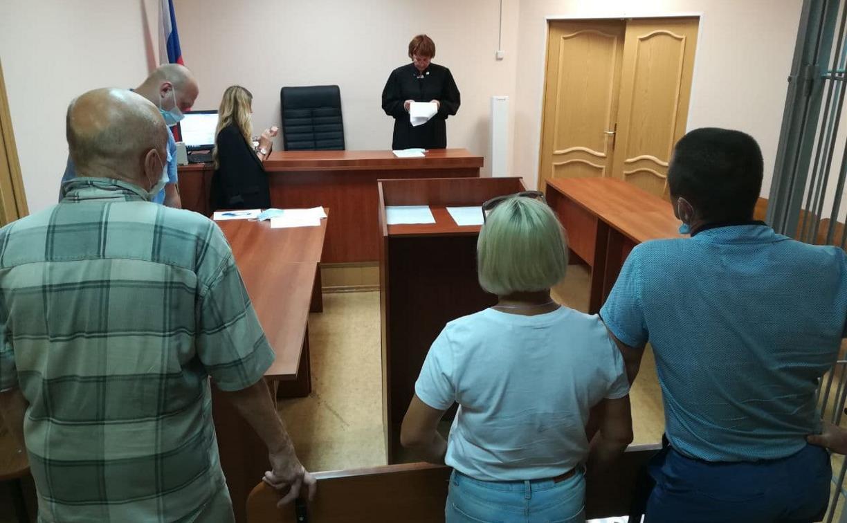Тульский областной суд отпустил экстремистов: раскаившиеся  «врио Президента СССР» и его зам остались на свободе