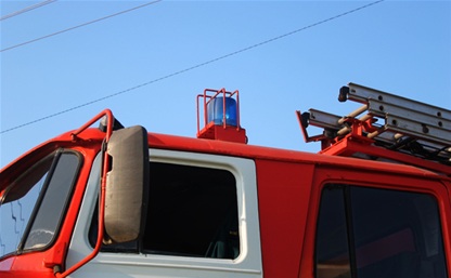 Полиция выясняет обстоятельства возгорания ангара в Зареченском районе Тулы