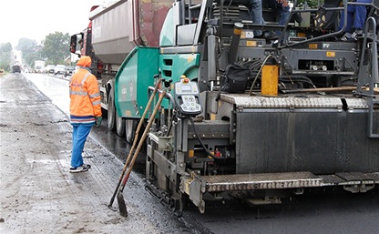 В 2013 году на ремонт дорог не освоили почти полмиллиарда рублей
