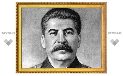 Ветераны попросили Лужкова не оскорблять россиян изображениями Сталина