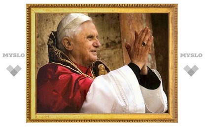 Бенедикт XVI посетил в больнице кардинала Эчегарая