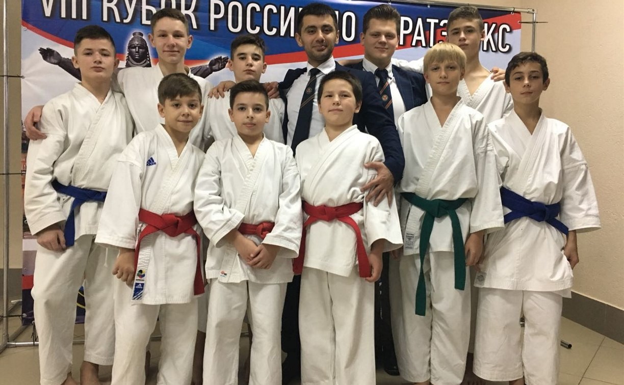 Тульские каратисты привезли 12 медалей с Кубка России