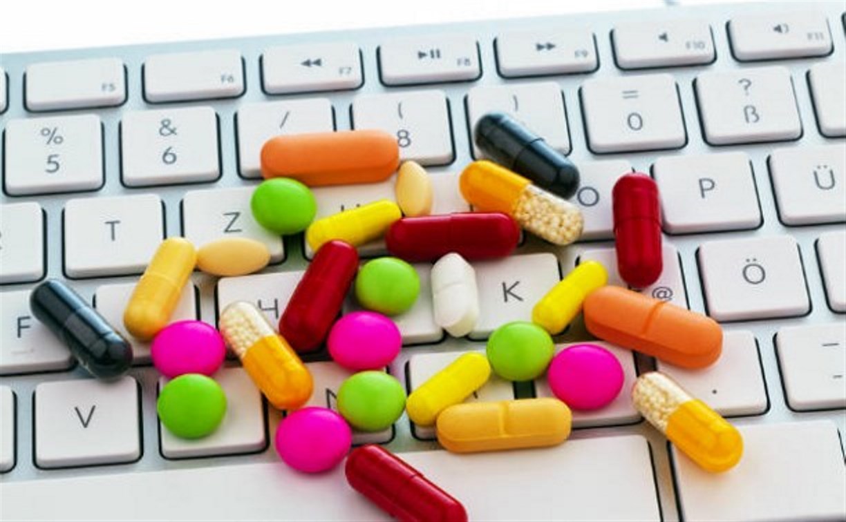 Минздрав предложил узаконить интернет-торговлю лекарствами 