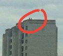 На крыше недостроя в Алексине, где уже пострадал один ребенок, снова видели подростков