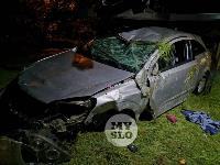 В Мясново Opel Astra не вписался в поворот: машина лишилась колеса и перевернулась, Фото: 5
