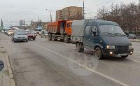 На проспекте Ленина пробка из-за ДТП с двумя легковушками и грузовой ГАЗелью, Фото: 1