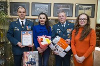 Жительницу Новомосковска наградили за спасение внедорожника от огня , Фото: 4