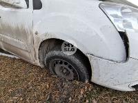 В Туле Mazda-3 сбила рябину и влетела в припаркованный Peugeot , Фото: 10