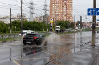 В Туле после дождя затопило улицу Ложевую, Фото: 14
