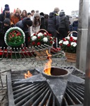 Возложение цветов к памятнику на площади Победы. 21 февраля 2014, Фото: 15