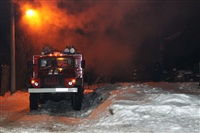 В Туле пожарные потушили сарай рядом с жилым домом, Фото: 7