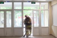 В Туле сотрудники МЧС эвакуировали госпитали госпиталь для больных коронавирусом, Фото: 29