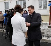 Владимир Груздев вручил ключи от квартир новоселам из Донского , Фото: 3