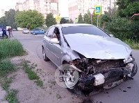 На ул. Курковой в Туле Chevrolet протаранил ВАЗ, Фото: 9