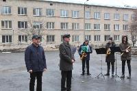Для пациенток и медиков ковидного госпиталя в Новомосковске устроили уличный концерт, Фото: 3