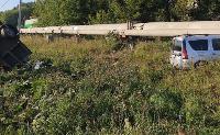ДТП в Ефремове: один автомобиль повалил столб, второй влетел в теплотрассу, Фото: 4