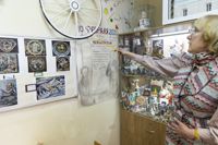 Пластилиновая бабушка и рисовое зернышко: как учитель из Тулы стала хранителем литературного музея, Фото: 13