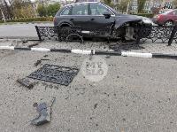 Туляк отвлекся во время движения и насадил Audi Q7 на забор, Фото: 6