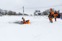 Человек повалился под лед: как спасти?, Фото: 13